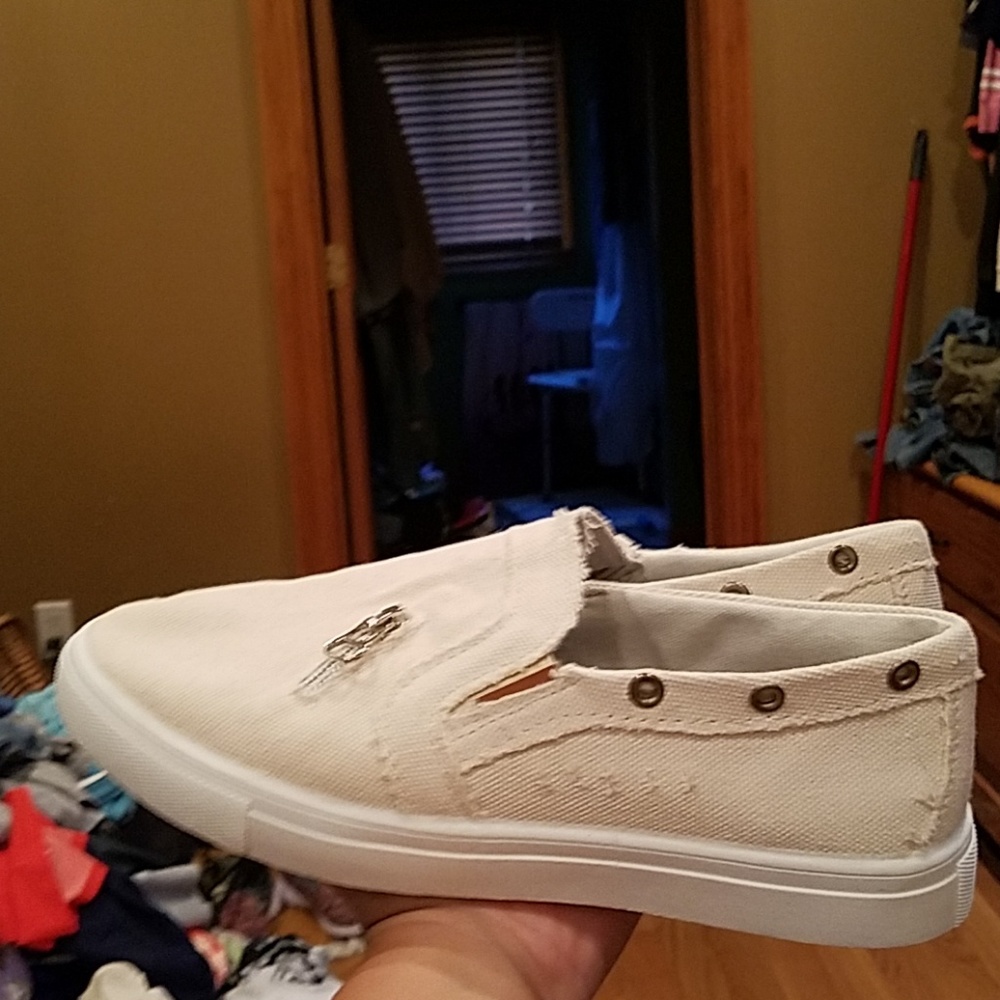 Size 8.5 shoes